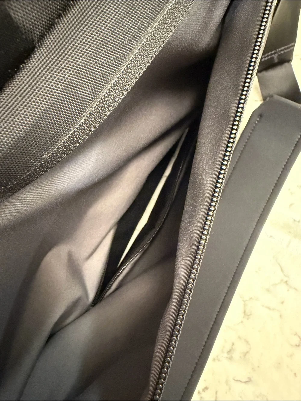 Bellroy System Messenger Bag 16L Black 15” Laptop Work Office Shoulder Tote